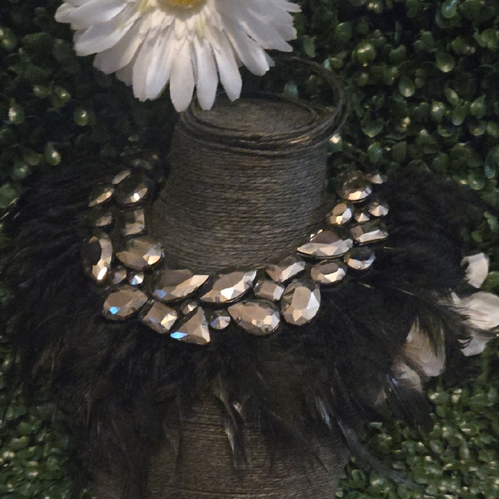 (Emma) Elegant Black and Silver Statement Necklace
